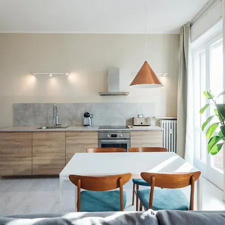 Апартаменти Four *