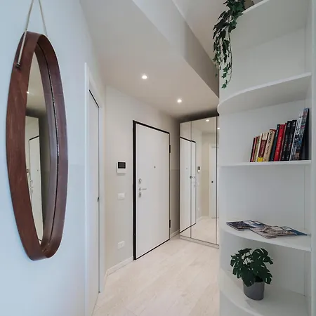 Апартаменти Four *