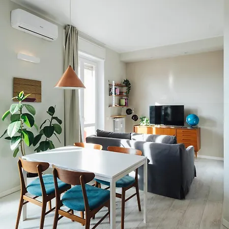 Апартаменти Four *