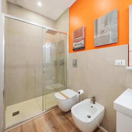 Апартаменти Four Брешія