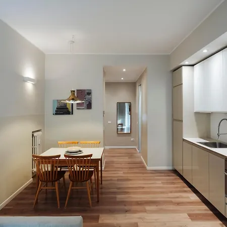 Four Апартаменти