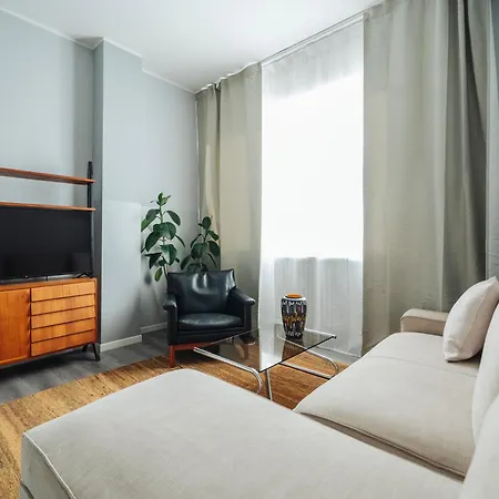 Апартаменти Four Брешія