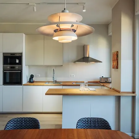 Апартаменти Four Брешія